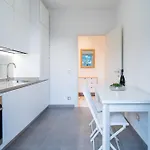 Casa Rosa Seaview 아파트 산레모